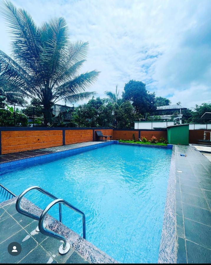 Sky Blue Homestay With Pool Vythiri Exterior photo