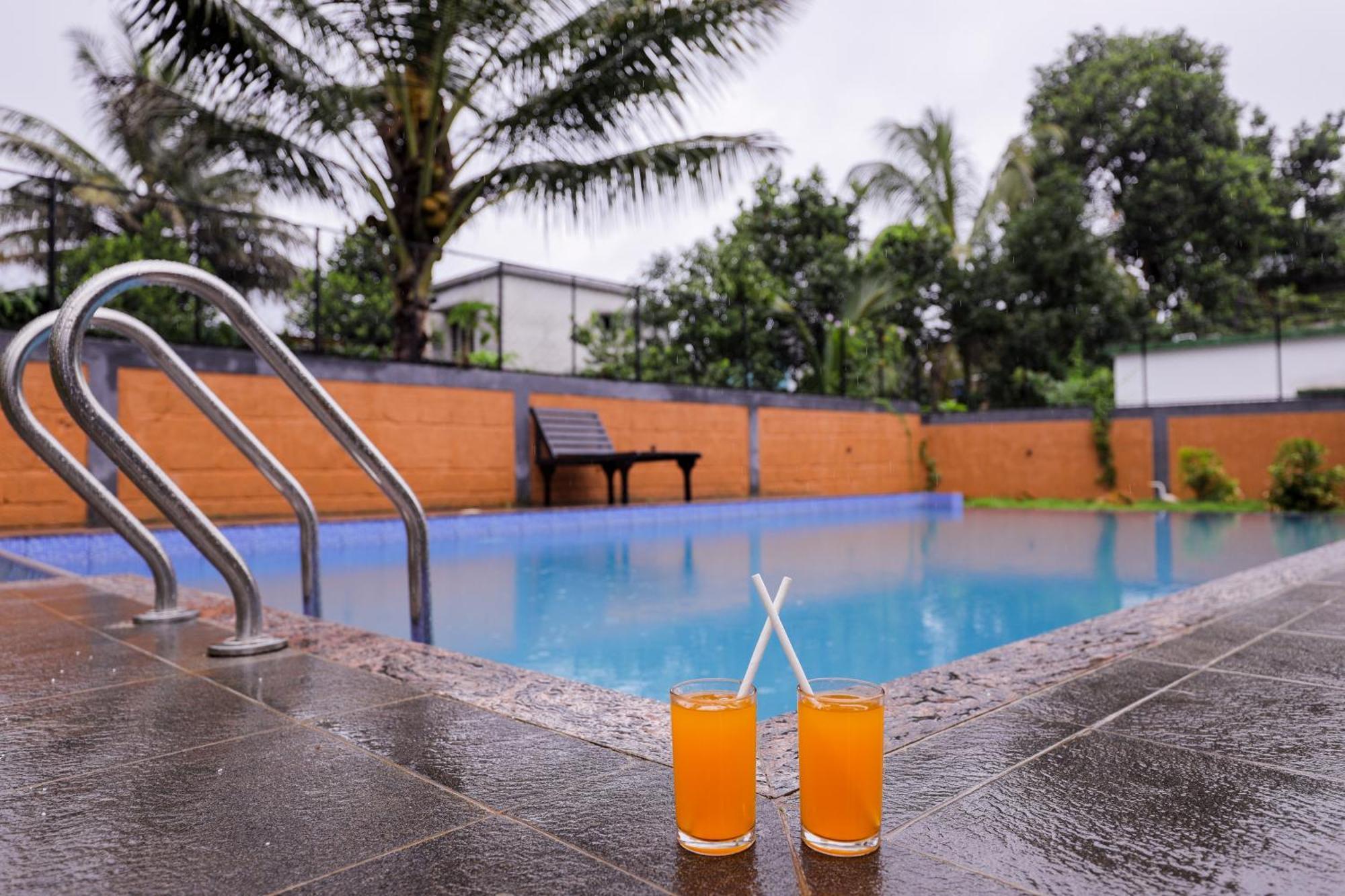 Sky Blue Homestay With Pool Vythiri Exterior photo