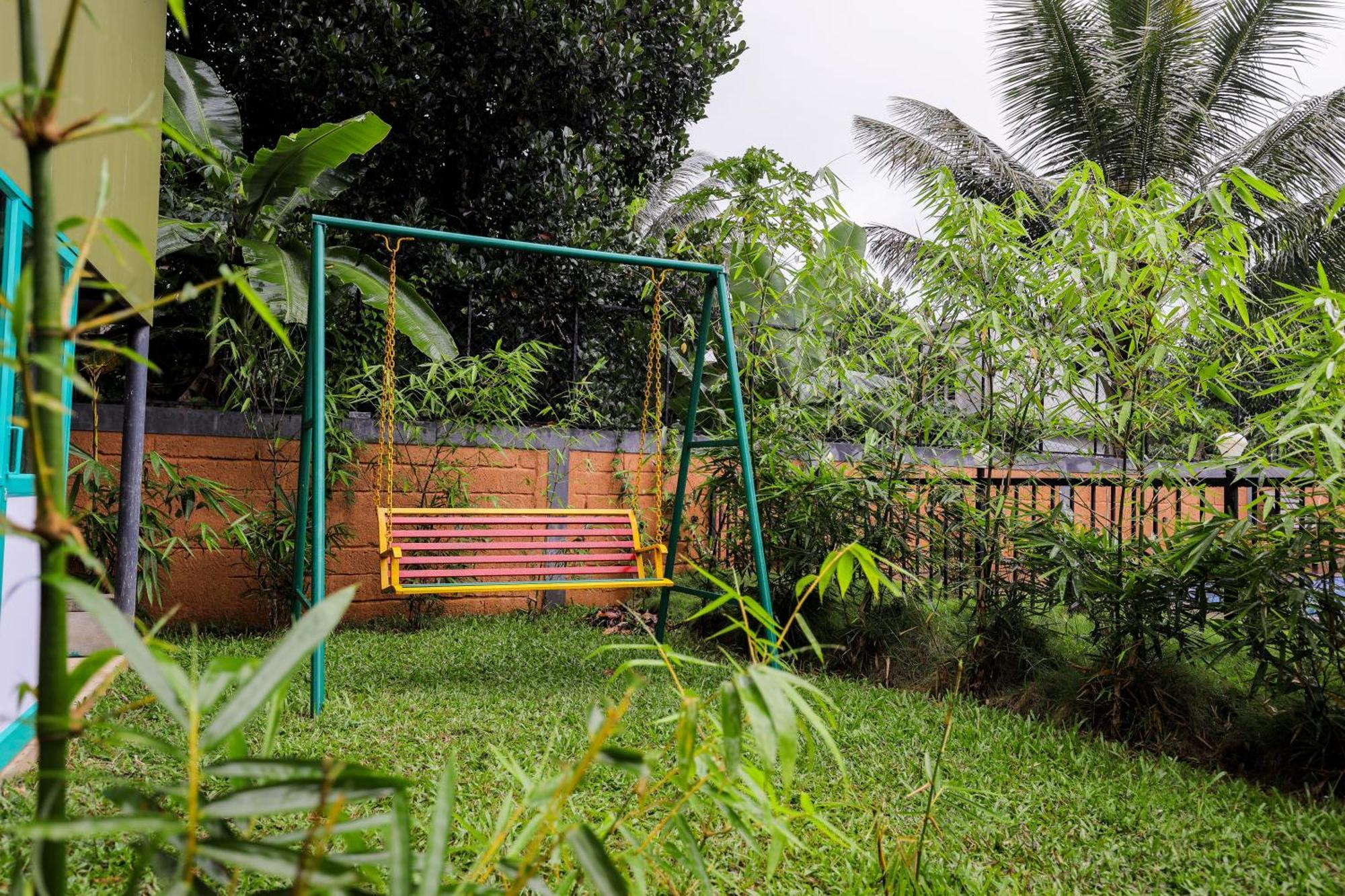 Sky Blue Homestay With Pool Vythiri Exterior photo