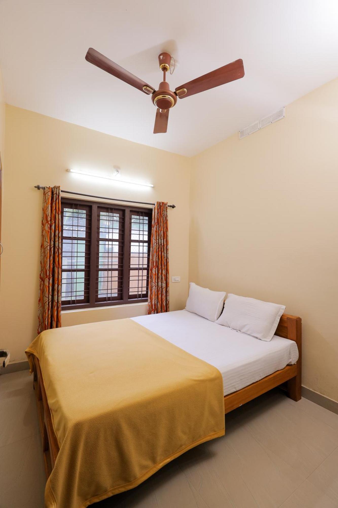 Sky Blue Homestay With Pool Vythiri Exterior photo